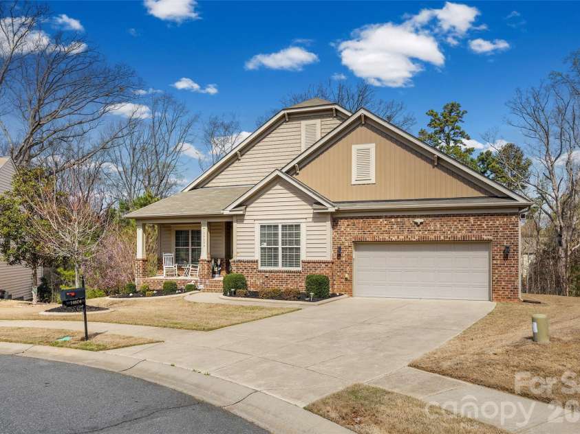 14604 Brannock Hills Drive, Charlotte, NC 28278.  MLS# CAR4356505, YatesRealty ID 5544. 