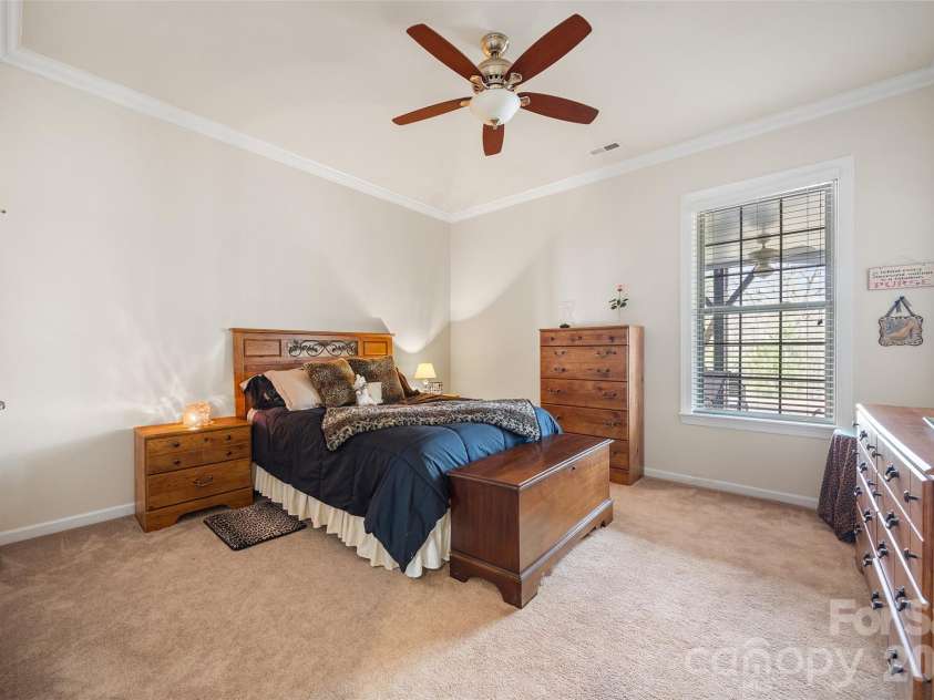 14604 Brannock Hills Drive, Charlotte, NC 28278.  MLS# CAR4356505, YatesRealty ID 5544. LOWER LEVEL BDRM #2