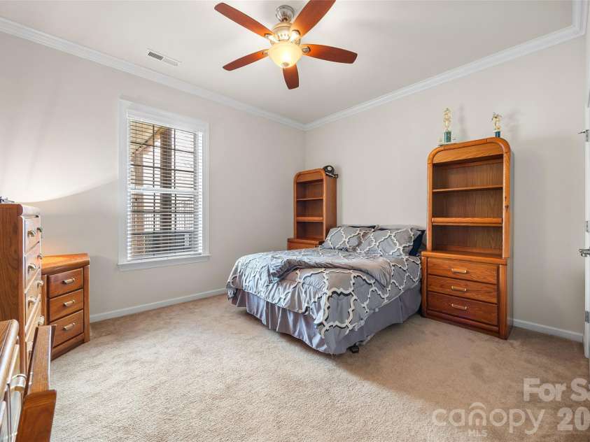 14604 Brannock Hills Drive, Charlotte, NC 28278.  MLS# CAR4356505, YatesRealty ID 5544. LOWER LEVEL BDRM