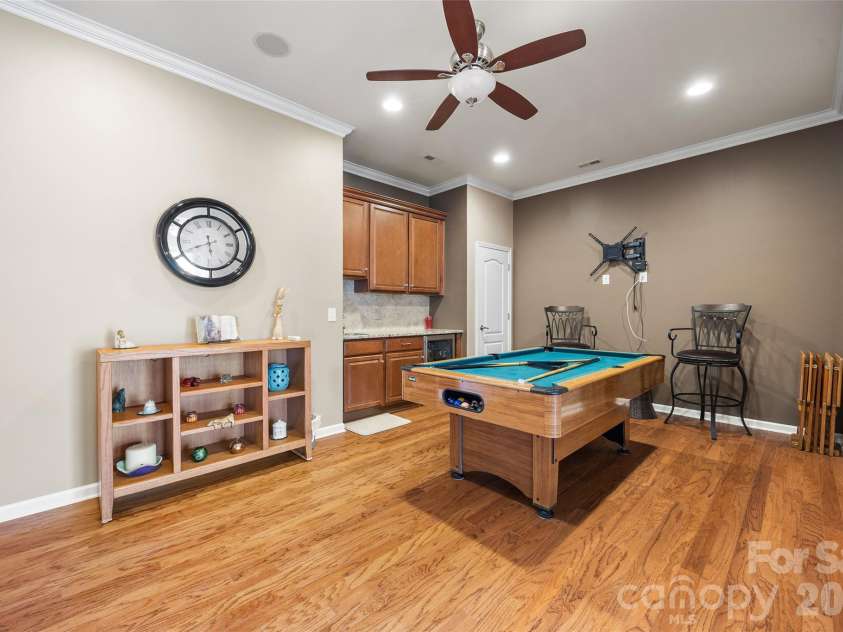 14604 Brannock Hills Drive, Charlotte, NC 28278.  MLS# CAR4356505, YatesRealty ID 5544. POOL ANYONE? 