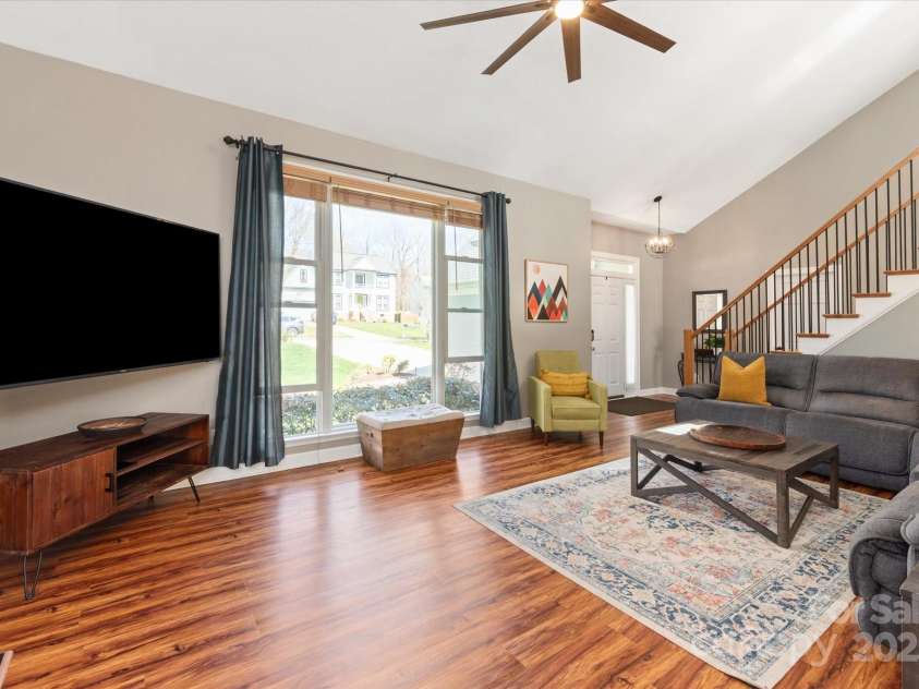 2532 Annecy Drive, Matthews, NC 28105.  MLS# CAR4243685, YatesRealty ID 5544. 