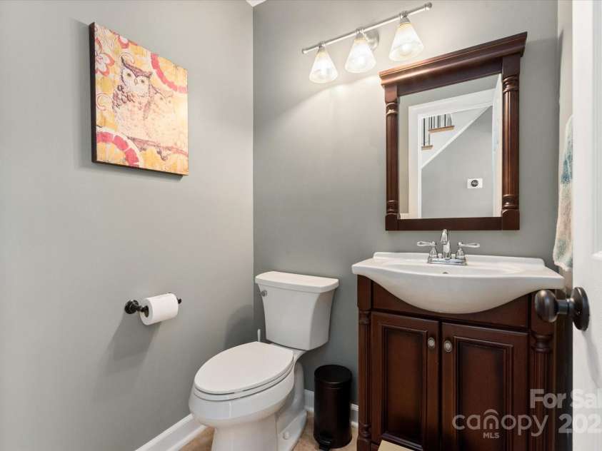 2532 Annecy Drive, Matthews, NC 28105.  MLS# CAR4243685, YatesRealty ID 5544. 