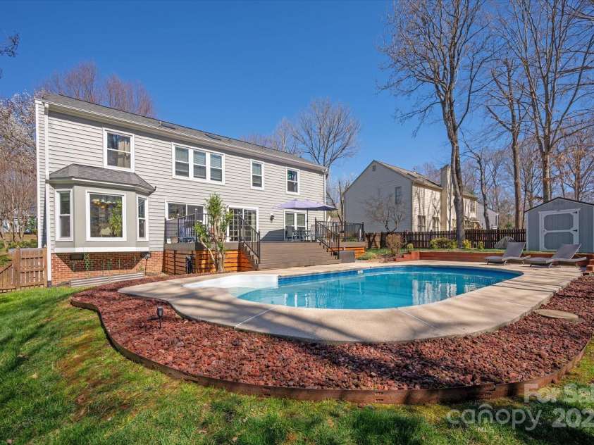 2532 Annecy Drive, Matthews, NC 28105.  MLS# CAR4243685, YatesRealty ID 5544. 