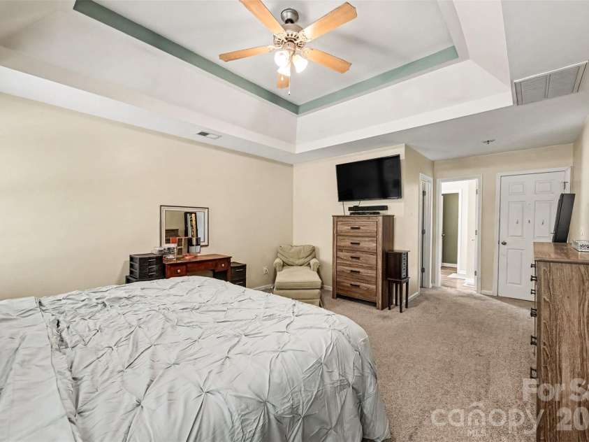 647 Winding Branch Road, Rock Hill, SC 29732.  MLS# CAR4430600, YatesRealty ID 55440. 