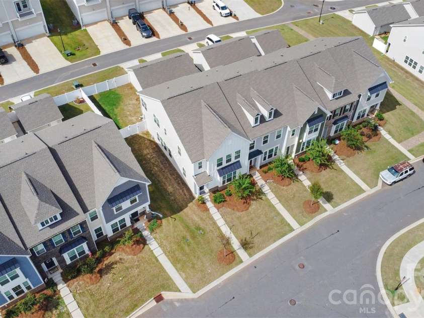 933 Cobbled Way, Fort Mill, SC 29715.  MLS# CAR4417901, YatesRealty ID 55444. 