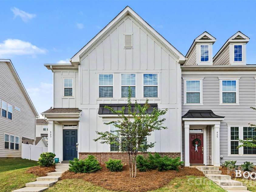933 Cobbled Way, Fort Mill, SC 29715.  MLS# CAR4417901, YatesRealty ID 55444. 