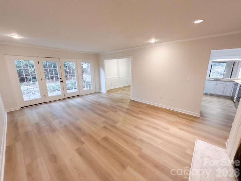 7022 Quail Hill Road, Charlotte, NC 28210.  MLS# CAR4432678, YatesRealty ID 55445. 