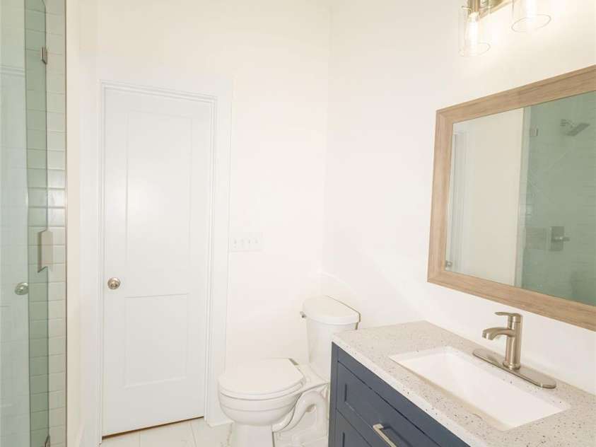 9818 Hood Road, Charlotte, NC 28215.  MLS# CAR4299430, YatesRealty ID 5545. 
