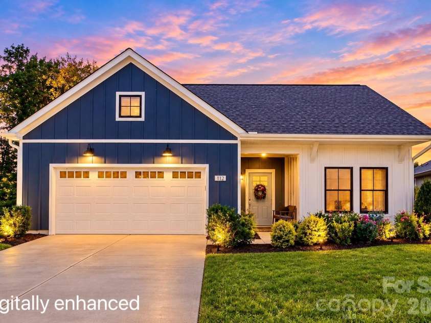 112 Alenda Lux Circle, Mooresville, NC 28115.  MLS# CAR4431945, YatesRealty ID 55454. 