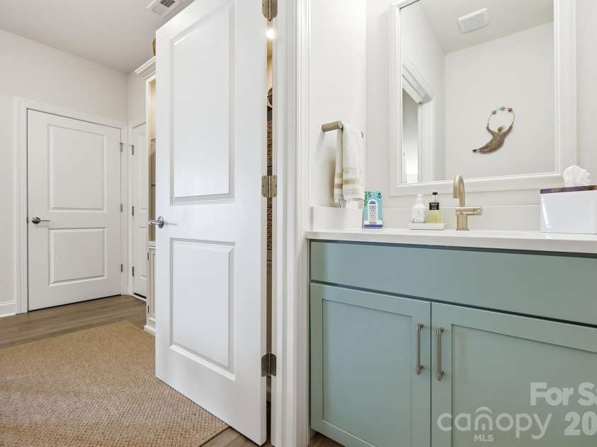 112 Alenda Lux Circle, Mooresville, NC 28115.  MLS# CAR4431945, YatesRealty ID 55454. 