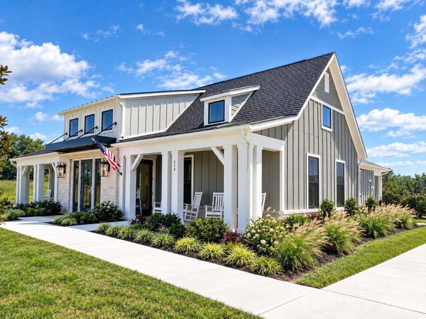 112 Alenda Lux Circle, Mooresville, NC 28115.  MLS# CAR4431945, YatesRealty ID 55454. 