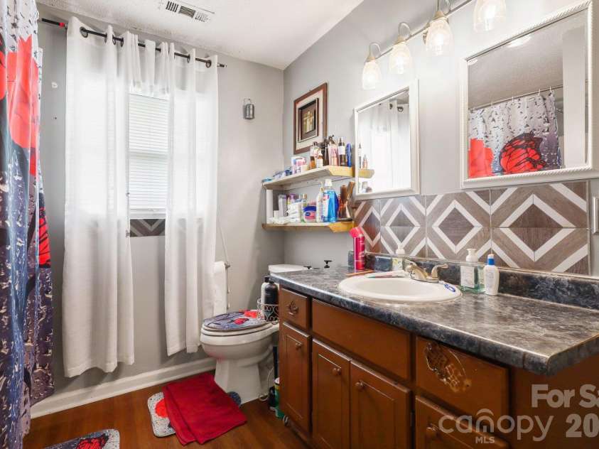 938 Lyndsey Brooke Court, Lincolnton, NC 28092.  MLS# CAR4429655, YatesRealty ID 55458. 