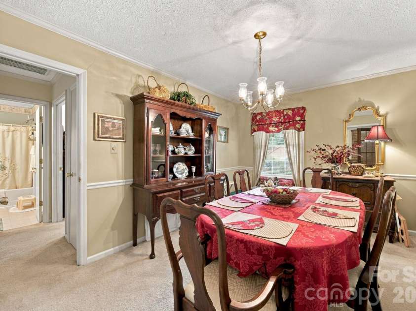 7136 Spring Morning Lane, Charlotte, NC 28227.  MLS# CAR4431996, YatesRealty ID 55459. 