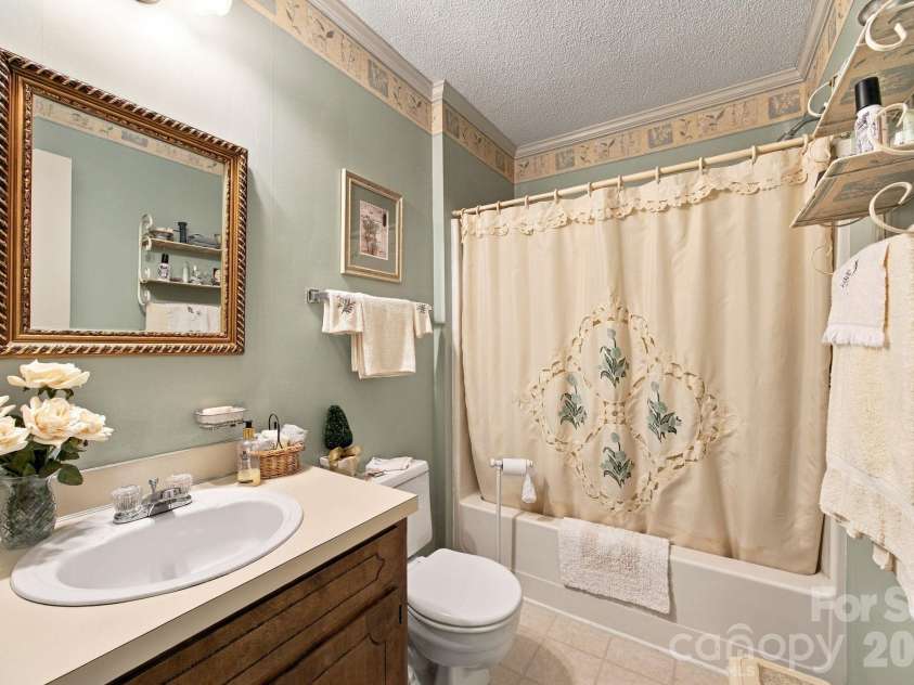 7136 Spring Morning Lane, Charlotte, NC 28227.  MLS# CAR4431996, YatesRealty ID 55459. 