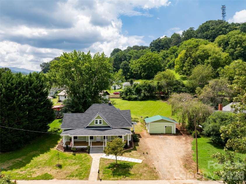 172 Reed Street, Canton, NC 28716.  MLS# CAR4296110, YatesRealty ID 5546. 