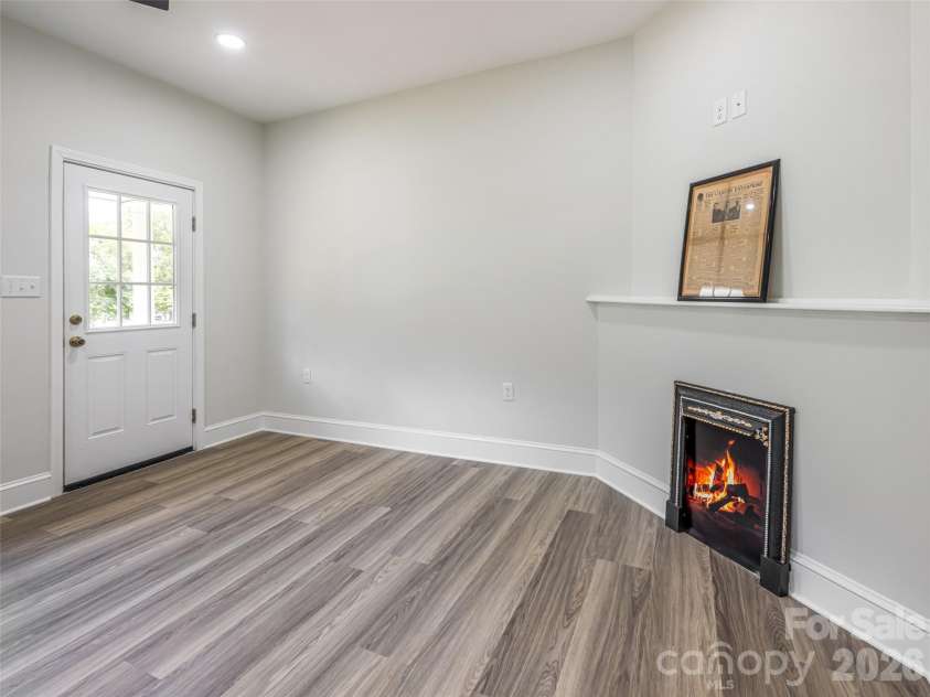 172 Reed Street, Canton, NC 28716.  MLS# CAR4296110, YatesRealty ID 5546. Side entrance