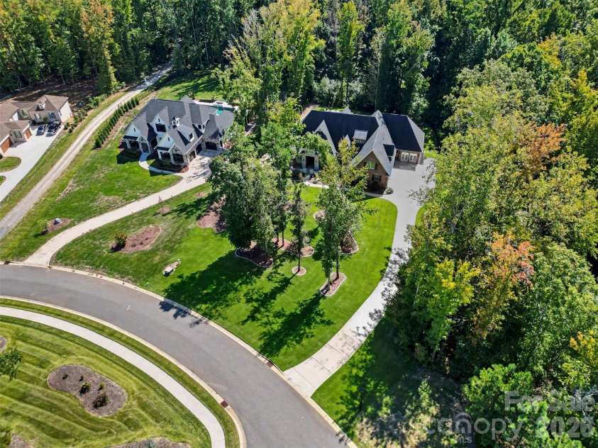 4071 Poplar Ridge Drive, Fort Mill, SC 29715.  MLS# CAR4430691, YatesRealty ID 55460. 