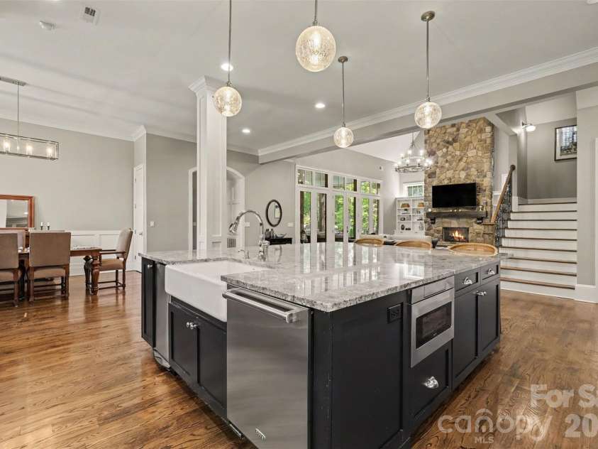 4071 Poplar Ridge Drive, Fort Mill, SC 29715.  MLS# CAR4430691, YatesRealty ID 55460. 