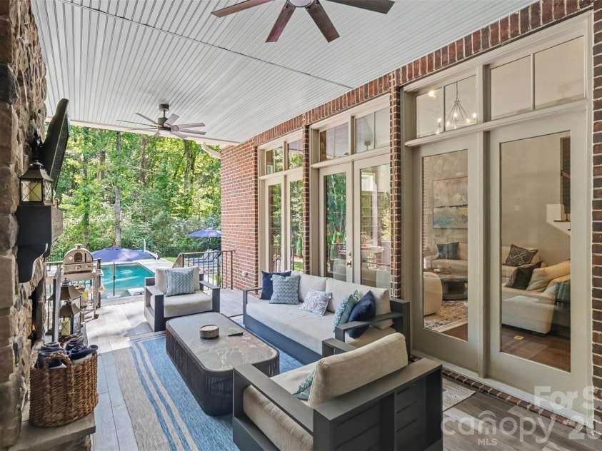4071 Poplar Ridge Drive, Fort Mill, SC 29715.  MLS# CAR4430691, YatesRealty ID 55460. 