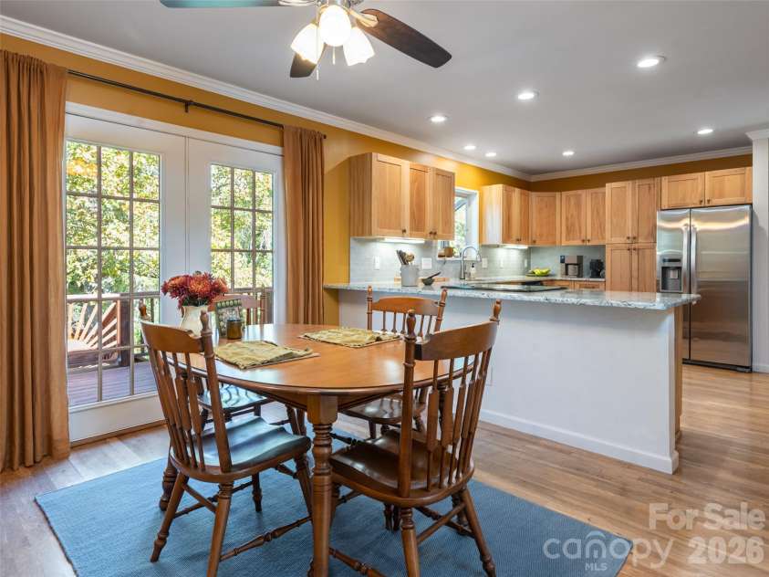 2 Song Bird Lane, Weaverville, NC 28787.  MLS# CAR4432351, YatesRealty ID 55466. 