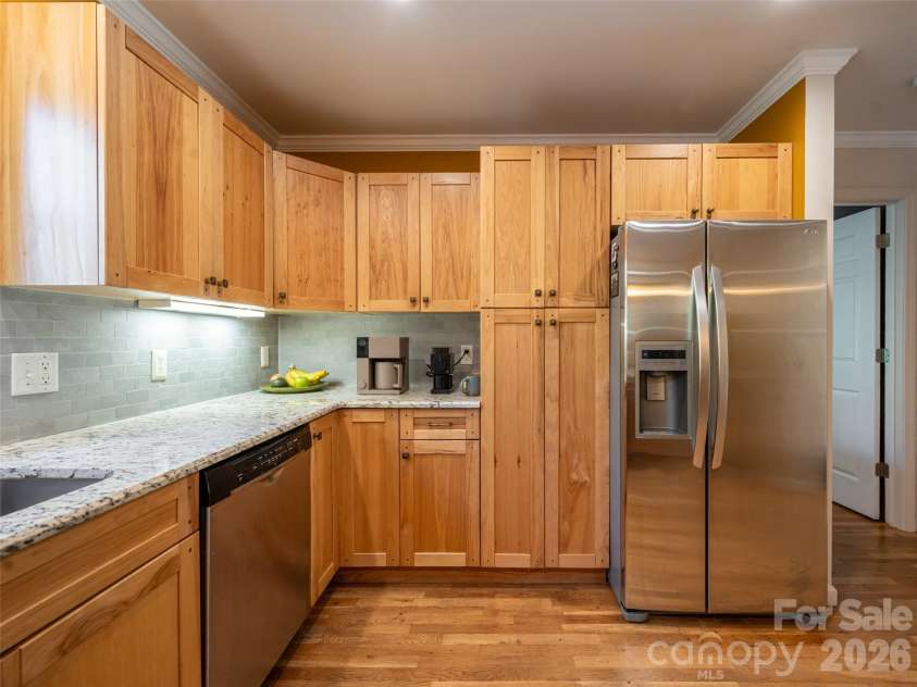 2 Song Bird Lane, Weaverville, NC 28787.  MLS# CAR4432351, YatesRealty ID 55466. 