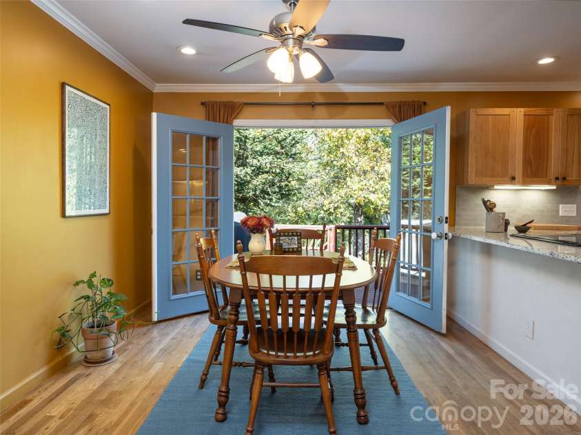 2 Song Bird Lane, Weaverville, NC 28787.  MLS# CAR4432351, YatesRealty ID 55466. 