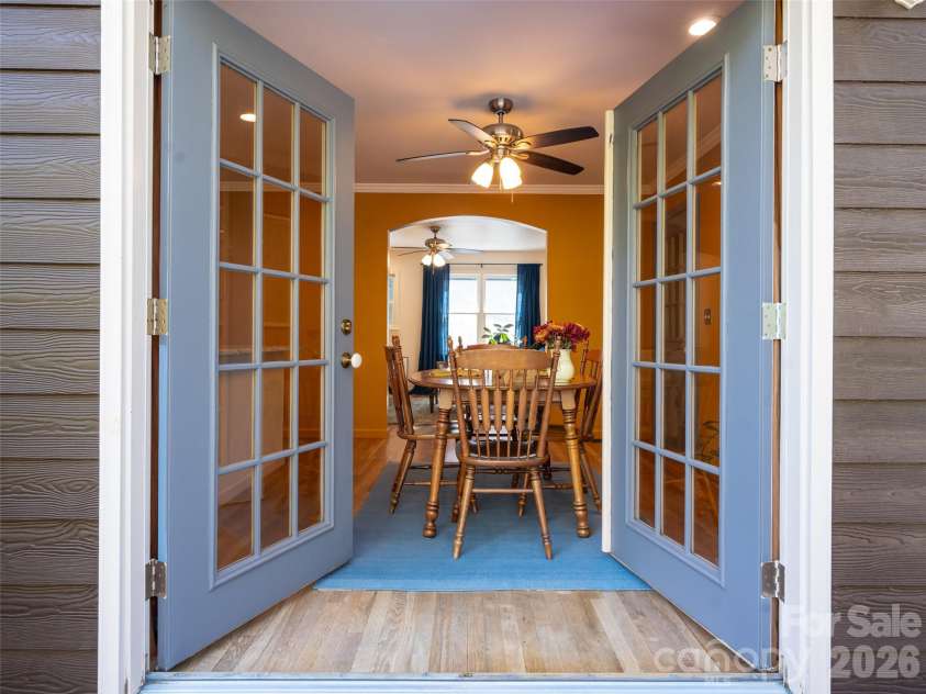 2 Song Bird Lane, Weaverville, NC 28787.  MLS# CAR4432351, YatesRealty ID 55466. 