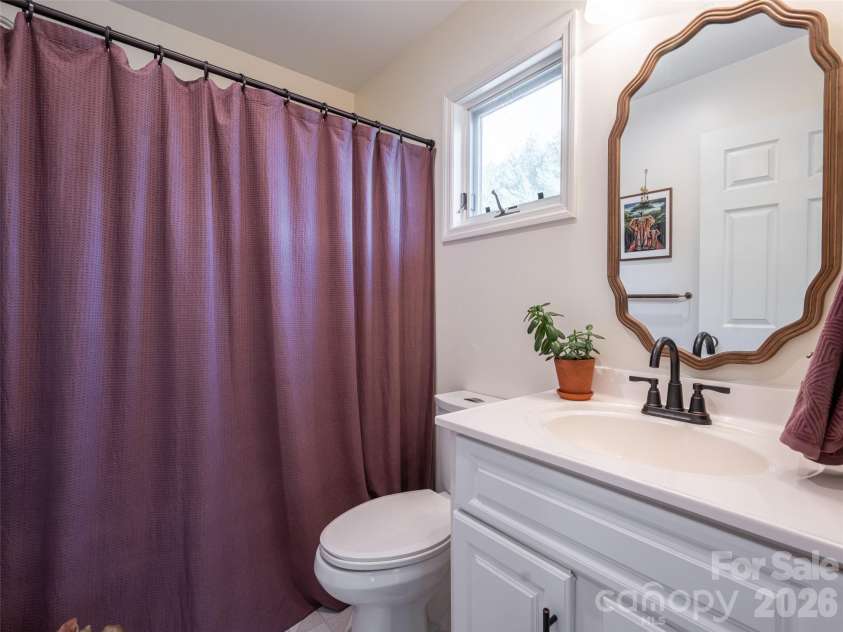 2 Song Bird Lane, Weaverville, NC 28787.  MLS# CAR4432351, YatesRealty ID 55466. 