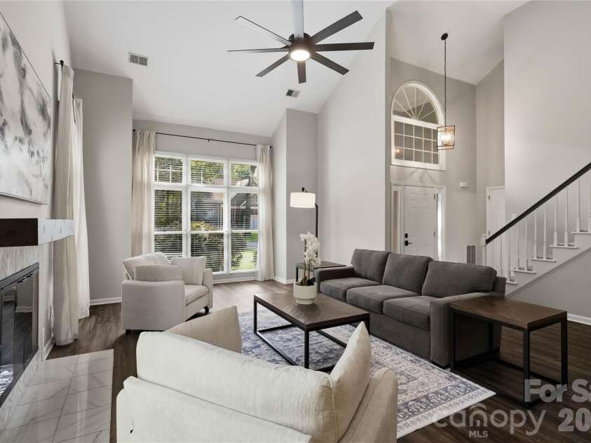 2815 Winghaven Lane, Charlotte, NC 28210.  MLS# CAR4432199, YatesRealty ID 55473. 