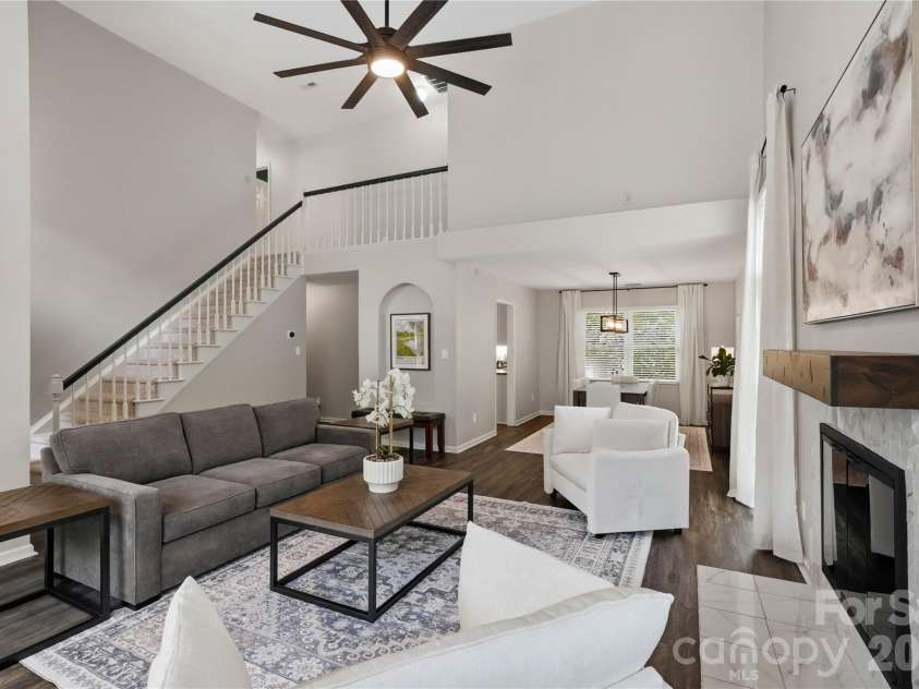 2815 Winghaven Lane, Charlotte, NC 28210.  MLS# CAR4432199, YatesRealty ID 55473. 