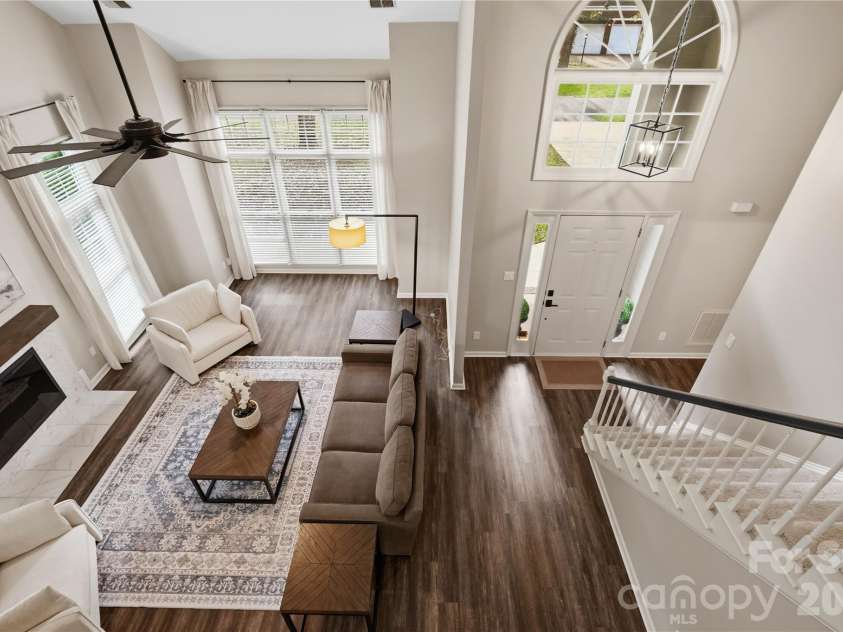 2815 Winghaven Lane, Charlotte, NC 28210.  MLS# CAR4432199, YatesRealty ID 55473. 