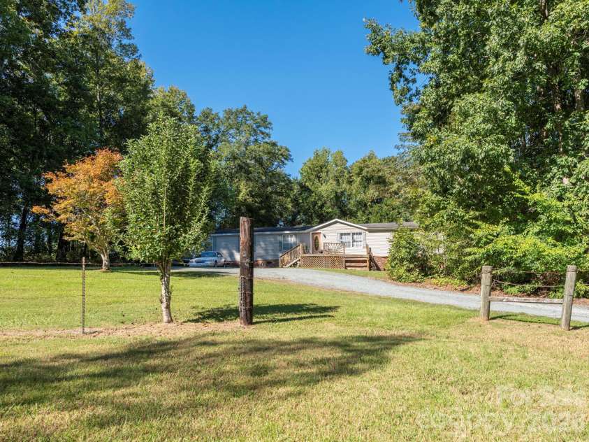 2292 Thornwell Road, Lancaster, SC 29720.  MLS# CAR4422898, YatesRealty ID 55474. Front Exterior of the Home