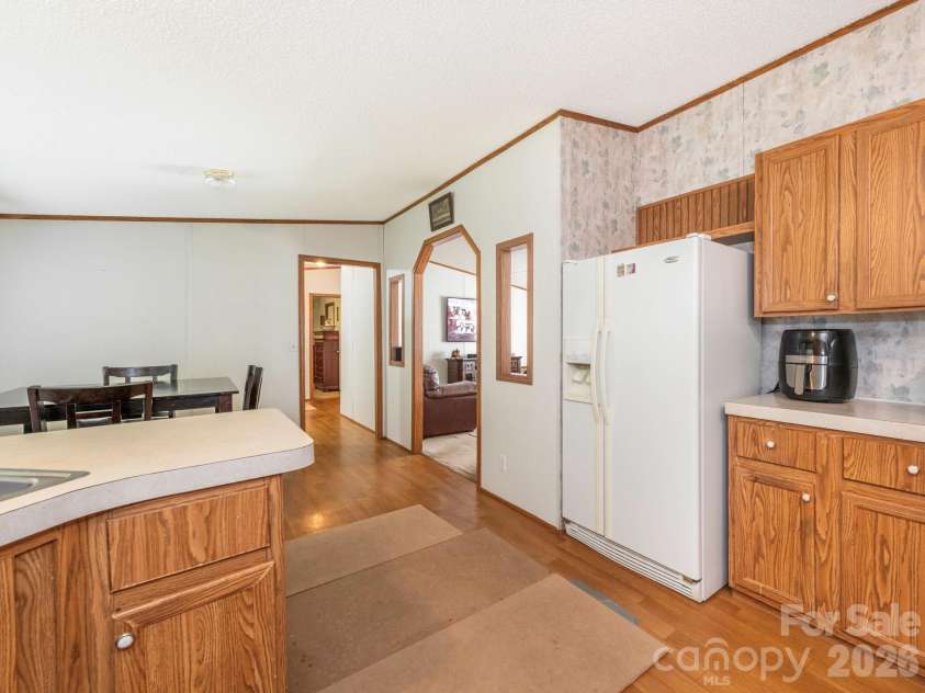 2292 Thornwell Road, Lancaster, SC 29720.  MLS# CAR4422898, YatesRealty ID 55474. Kitchen