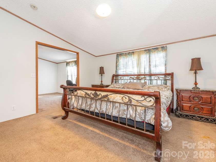 2292 Thornwell Road, Lancaster, SC 29720.  MLS# CAR4422898, YatesRealty ID 55474. Primary Bedroom