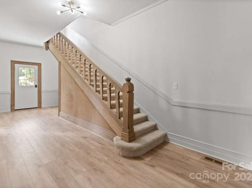 2400 Redbud Drive, Gastonia, NC 28056.  MLS# CAR4179952, YatesRealty ID 5548. 