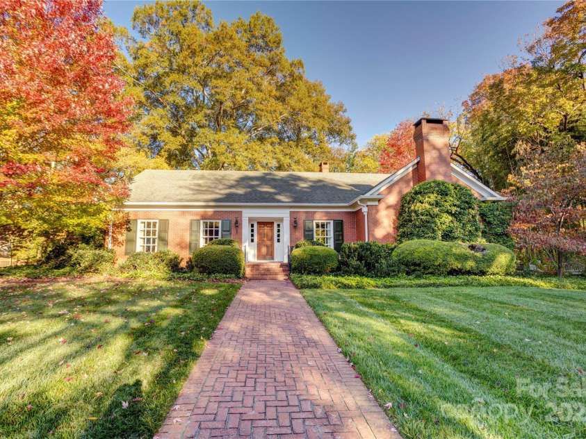 87 Edgewood Avenue, Concord, NC 28025.  MLS# CAR4317920, YatesRealty ID 5548. 