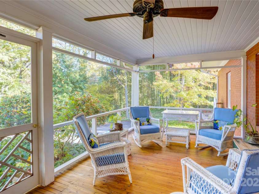 87 Edgewood Avenue, Concord, NC 28025.  MLS# CAR4317920, YatesRealty ID 5548. 