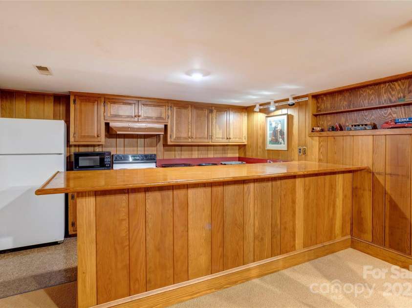 87 Edgewood Avenue, Concord, NC 28025.  MLS# CAR4317920, YatesRealty ID 5548. 