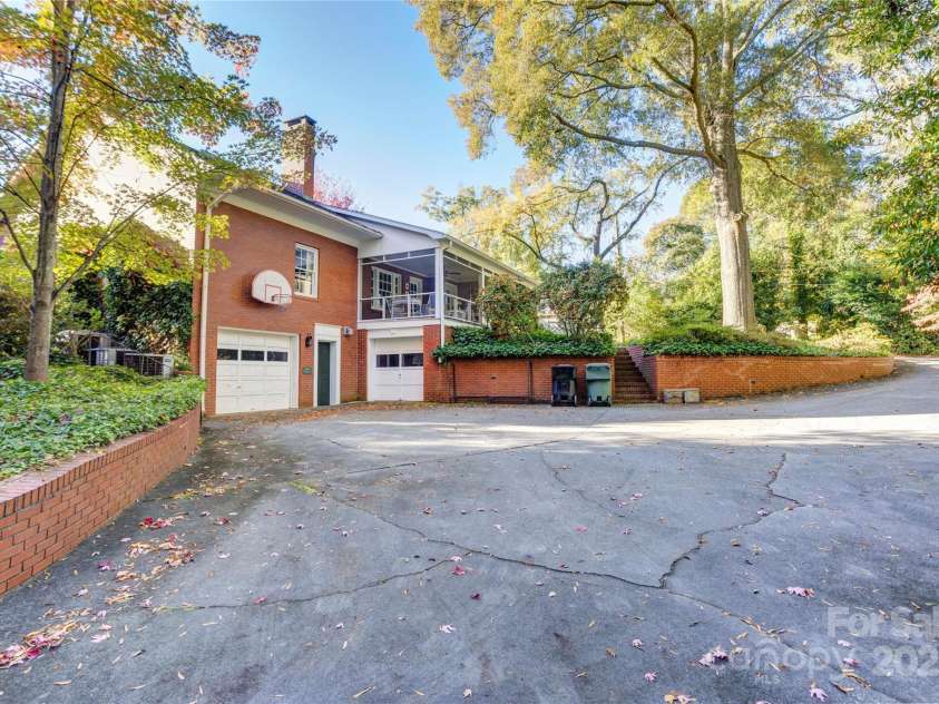87 Edgewood Avenue, Concord, NC 28025.  MLS# CAR4317920, YatesRealty ID 5548. 