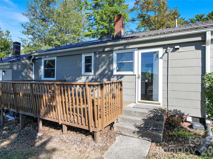 52 Elm Bend Road, Brevard, NC 28712.  MLS# CAR4430759, YatesRealty ID 55480. 