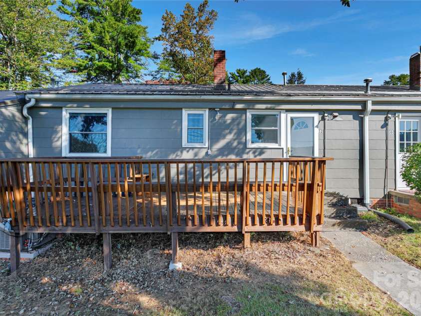 52 Elm Bend Road, Brevard, NC 28712.  MLS# CAR4430759, YatesRealty ID 55480. 