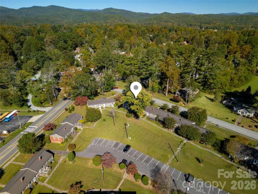 52 Elm Bend Road, Brevard, NC 28712.  MLS# CAR4430759, YatesRealty ID 55480. 