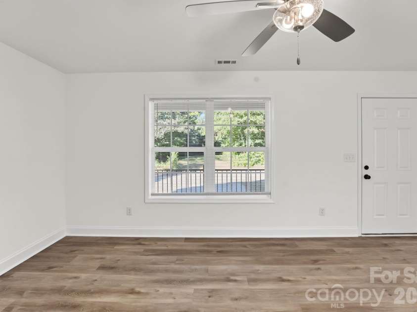 1157 Calhoun Street, Rock Hill, SC 29732.  MLS# CAR4429145, YatesRealty ID 55481. 