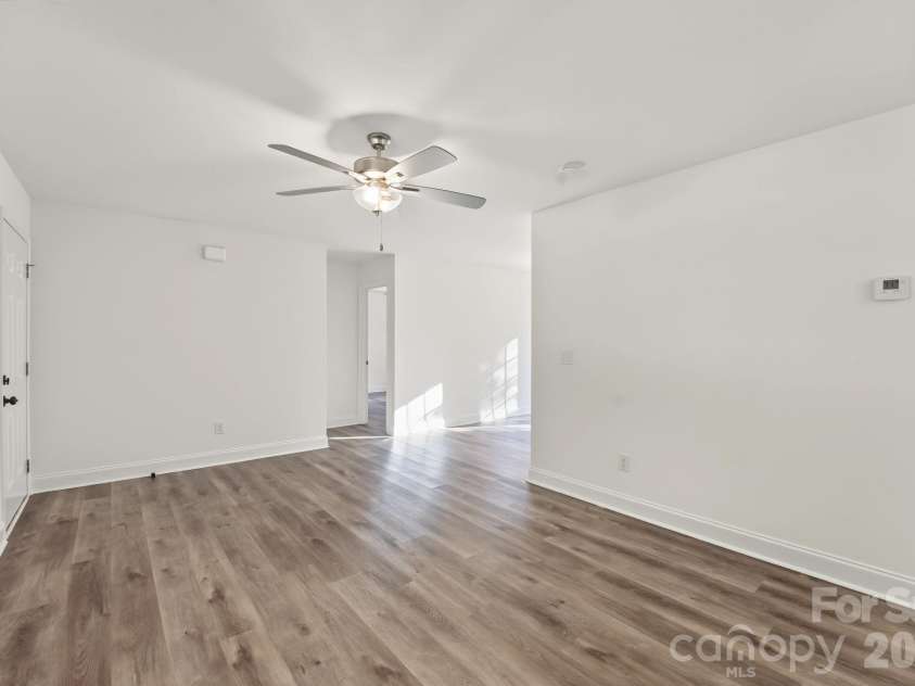 1157 Calhoun Street, Rock Hill, SC 29732.  MLS# CAR4429145, YatesRealty ID 55481. 