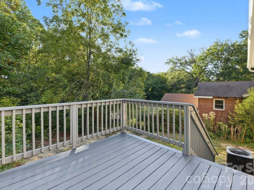 1157 Calhoun Street, Rock Hill, SC 29732.  MLS# CAR4429145, YatesRealty ID 55481. 
