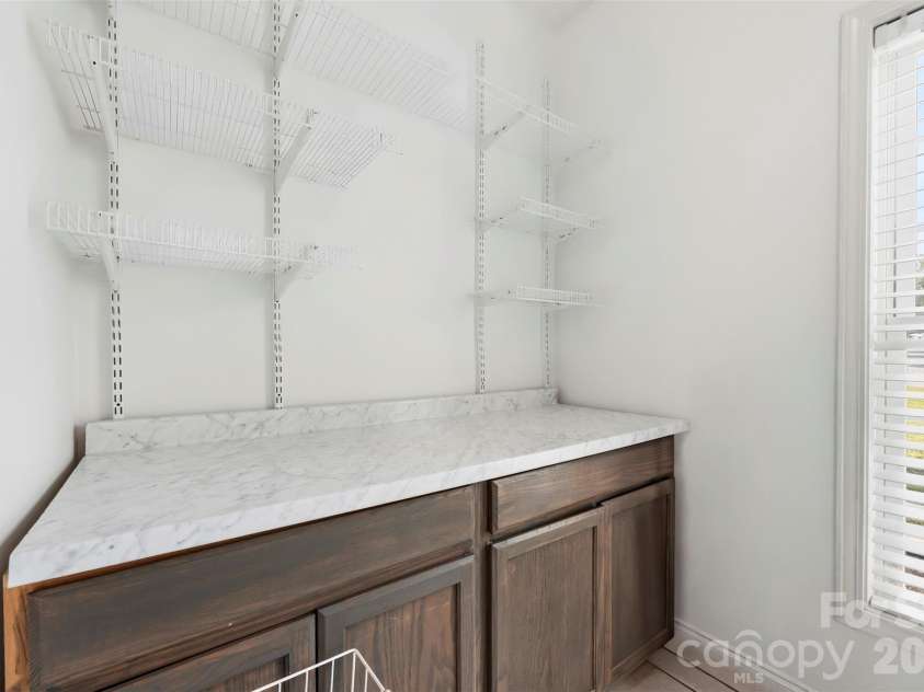 314 Hidden Creek Drive, Shelby, NC 28152.  MLS# CAR4432428, YatesRealty ID 55482. 