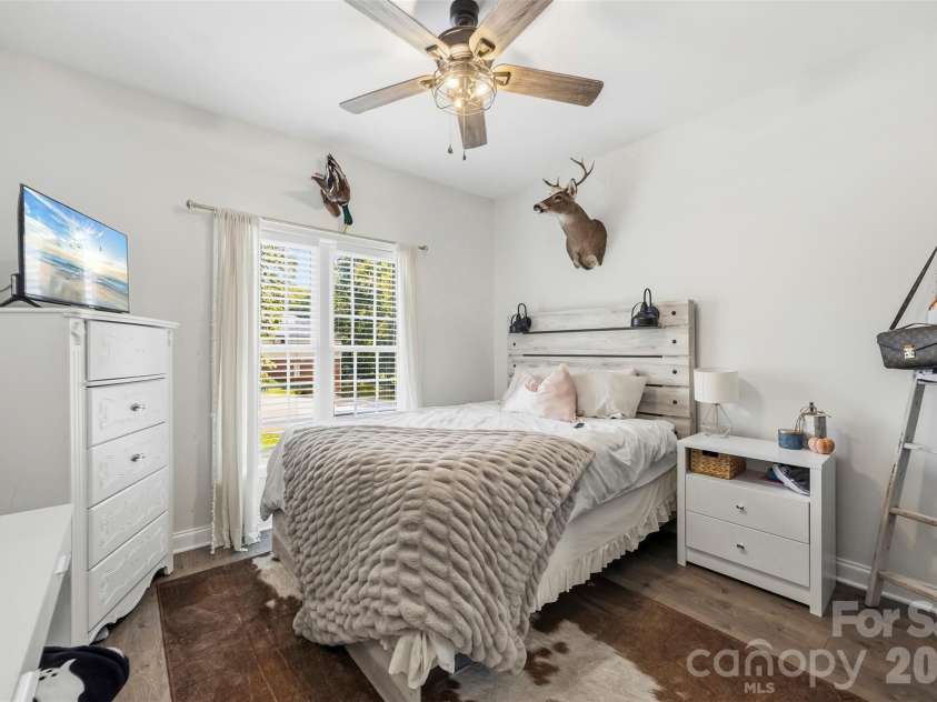 314 Hidden Creek Drive, Shelby, NC 28152.  MLS# CAR4432428, YatesRealty ID 55482. 