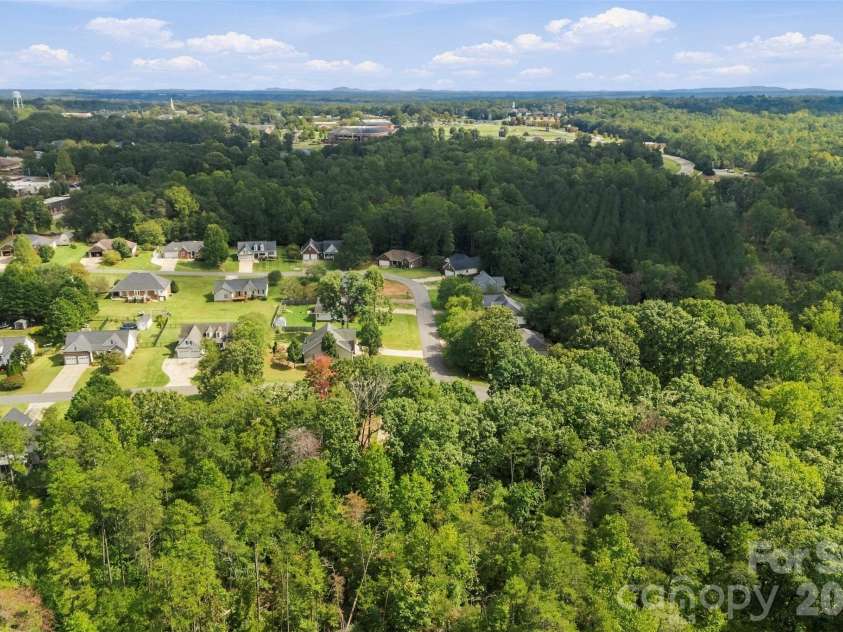 314 Hidden Creek Drive, Shelby, NC 28152.  MLS# CAR4432428, YatesRealty ID 55482. 
