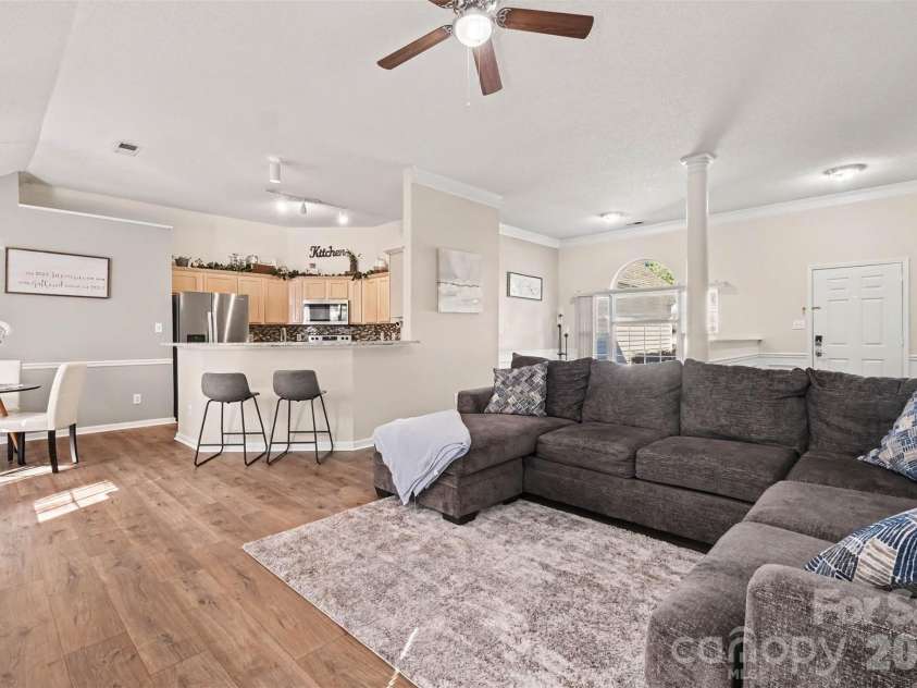 11609 Long Forest Drive, Charlotte, NC 28269.  MLS# CAR4430770, YatesRealty ID 55484. Living Area
