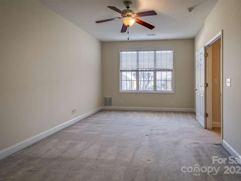 110 Henrys Glen Drive, Morganton, NC 28655.  MLS# CAR4211009, YatesRealty ID 5549. 